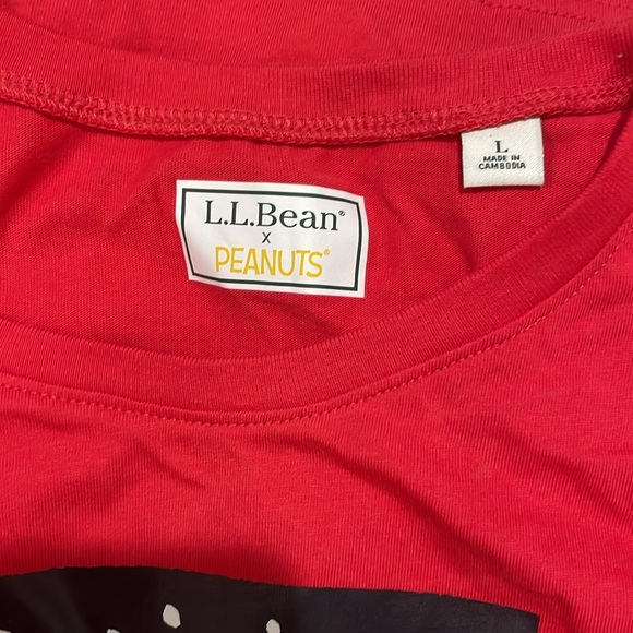LL Bean peanuts snoopy long sleeve red t - Picture 5 of 5